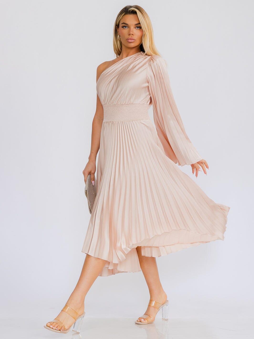 WOMEN'S ONE SHOULDER LONG BELL SLEEVE SMOCK WAIST PLEATED MAXI DRESS