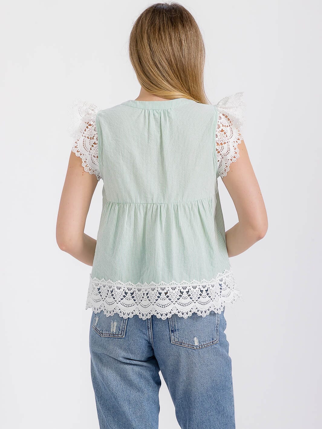 WOMEN'S RUFFLE SLEEVE V-NECK CROCHET TRIM PLAID BLOUSE