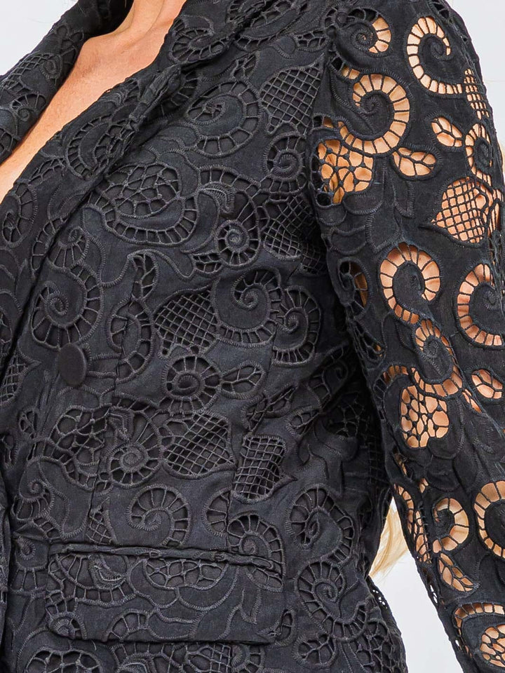 WOMEN'S LONG SLEEVE BUTTON CLOSURE POCKETS LACE DETAILED BLAZER