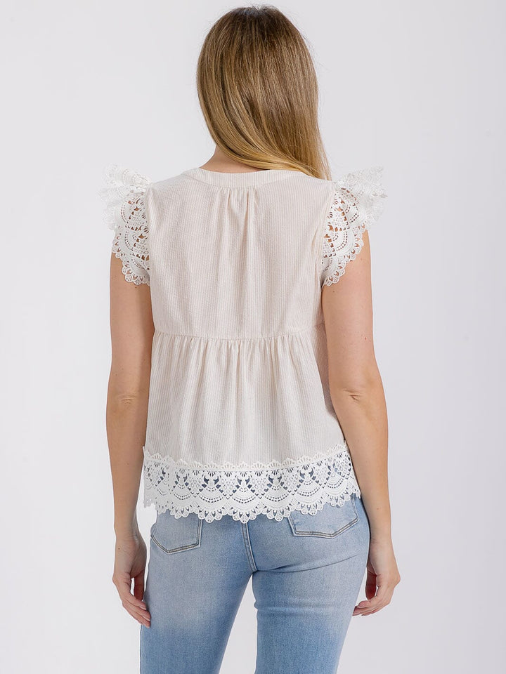 WOMEN'S RUFFLE SLEEVE V-NECK CROCHET TRIM PLAID BLOUSE