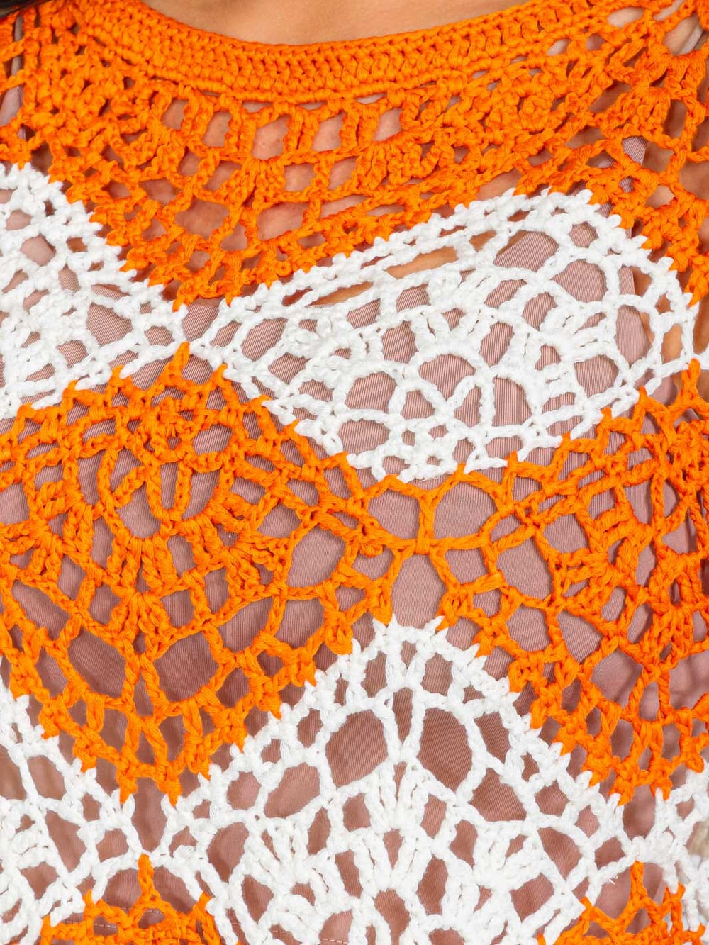 WOMEN'S SHORT SLEEVE COLORBLOCK TRIM DETAILED KNIT TOP