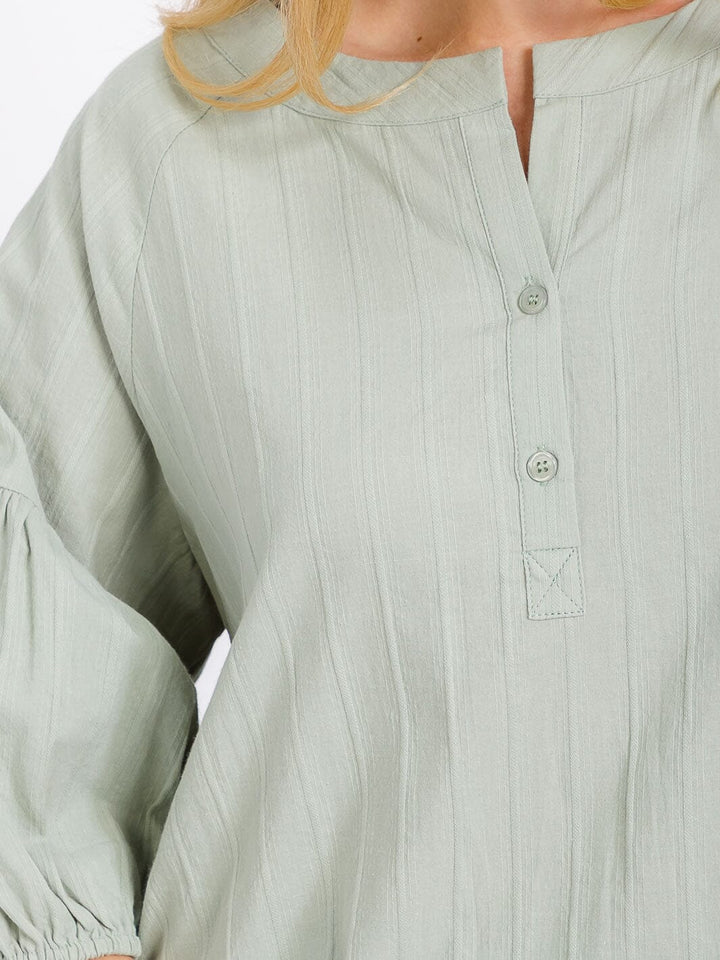 WOMEN'S SHORT PUFF SLEEVE BUTTON UP LOOSE FIT BLOUSE