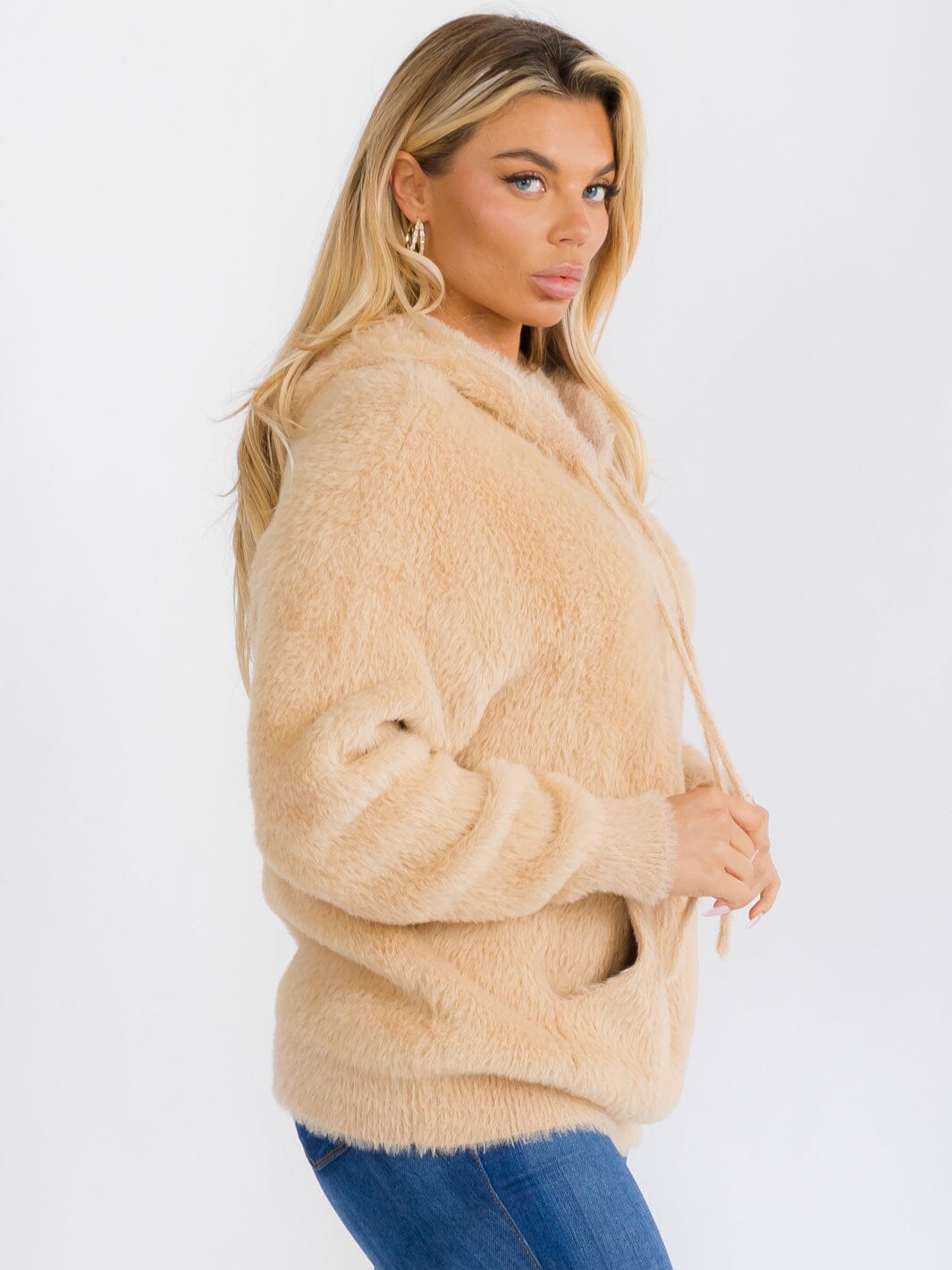 WOMEN'S LONG SLEEVE FRONT POCKET HOODED PULLOVER FUZZY SEATER