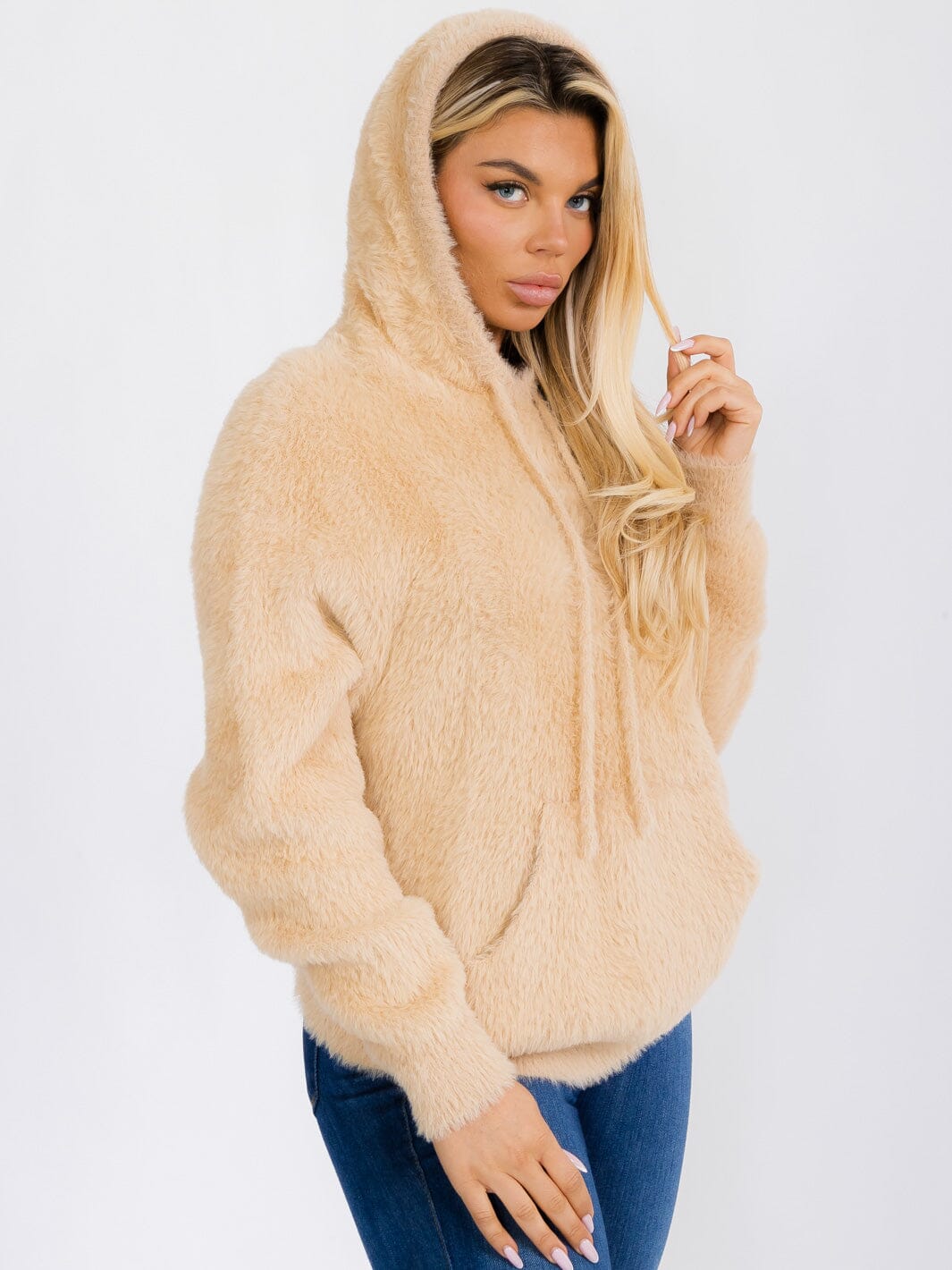 WOMEN'S LONG SLEEVE FRONT POCKET HOODED PULLOVER FUZZY SEATER