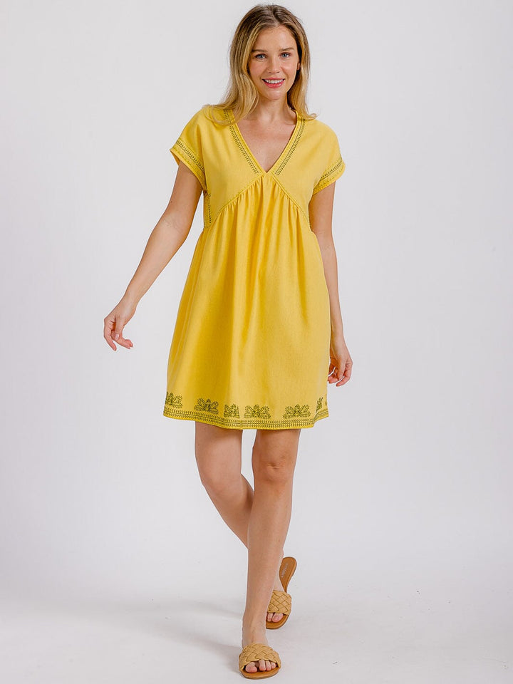 WOMEN'S SHORT SLEEVE V-NECK TRIM DETAILED MINI DRESS