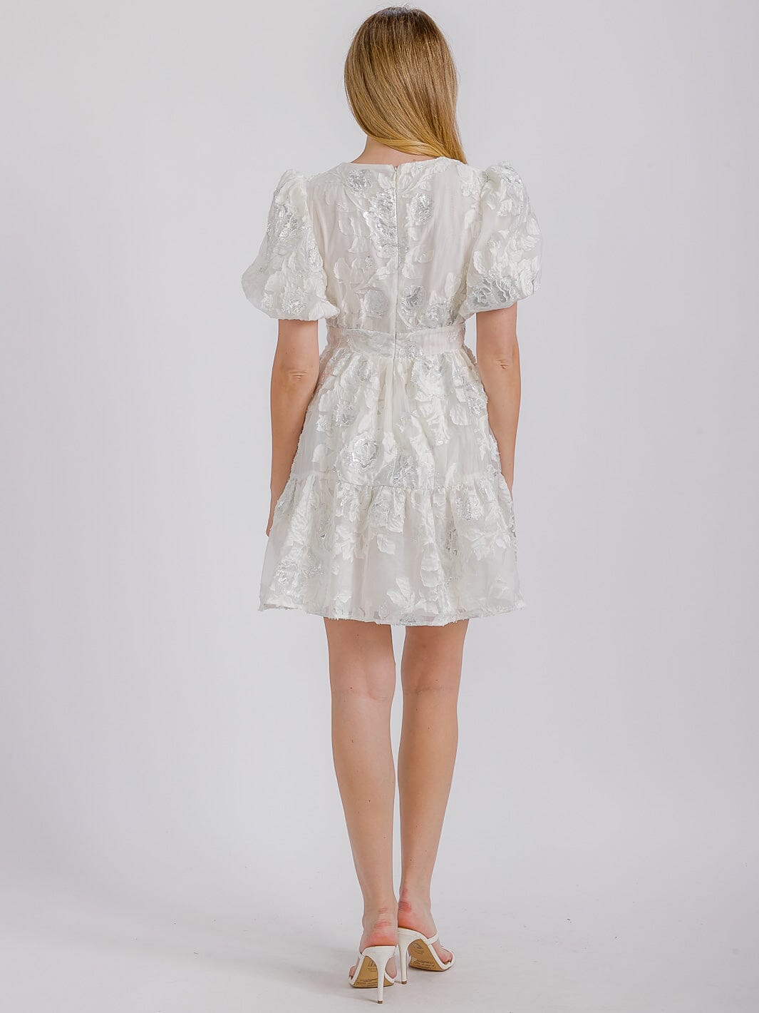 WOMEN'S SHORT PUFF SLEEVE V-NECK SHIMMER DETAILED MINI DRESS