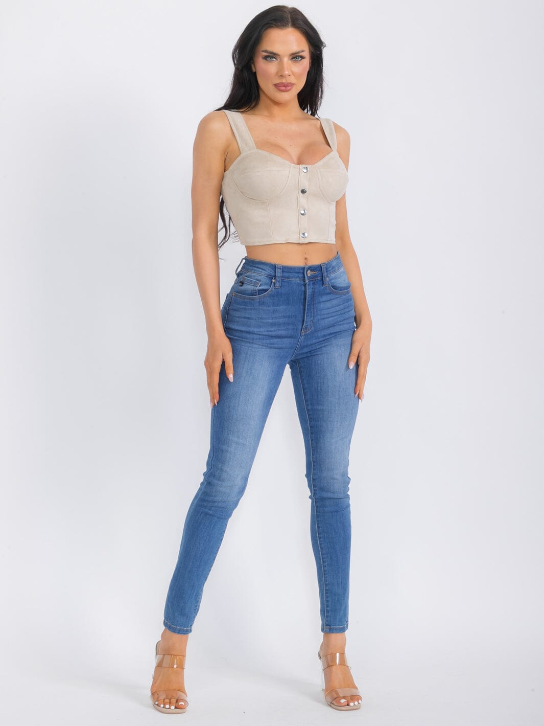 WOMEN'S SLEEVELESS BUTTON CLOSURE SUEDE CROP TOP