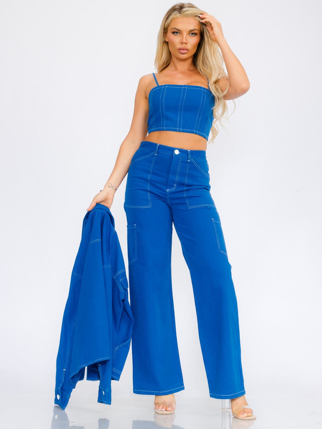 WOMEN'S SLEEVELESS ZIP UP DENIM CROP TOP