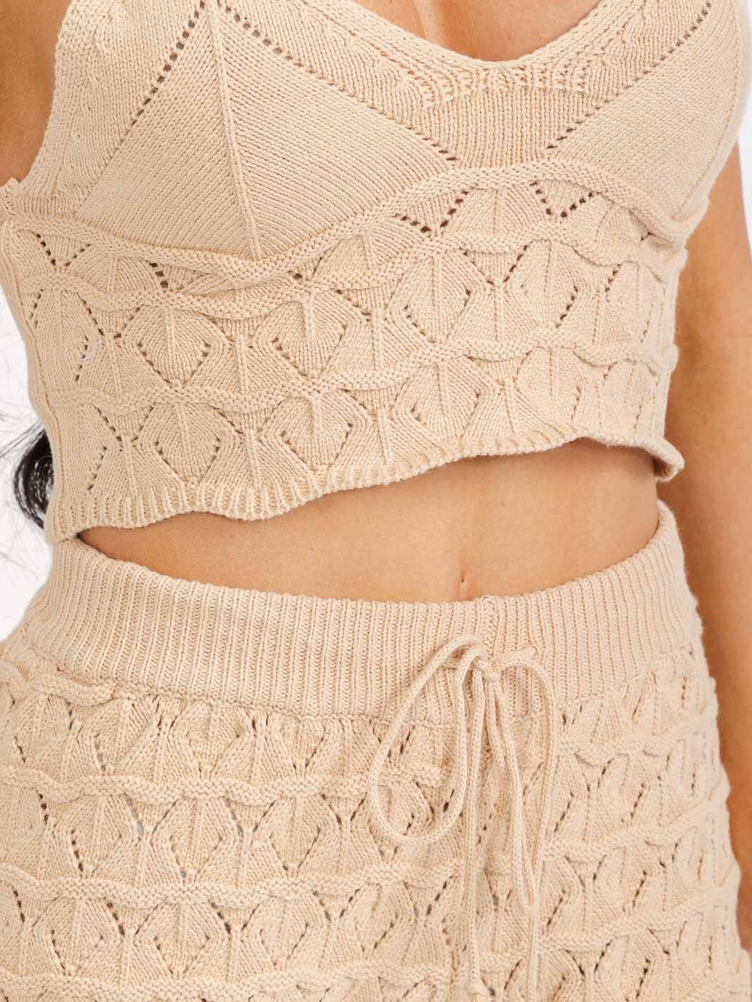 WOMEN'S SLEEVELESS CROP TOP & ELASTIC WAIST SHORTS KNIT 2PC. SET
