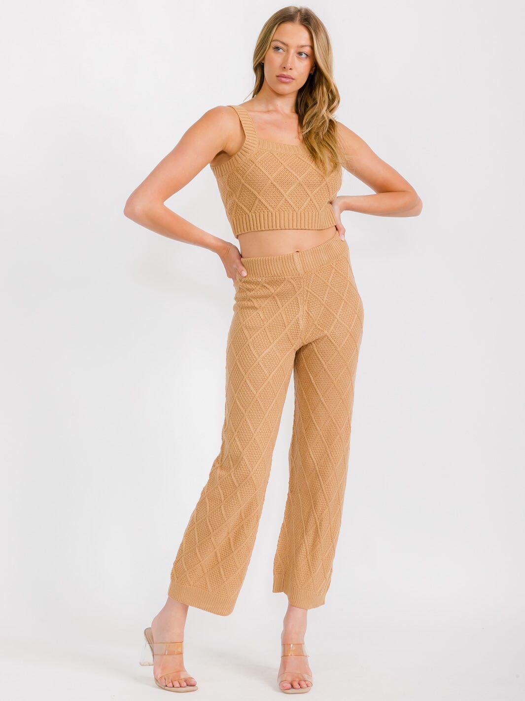 WOMEN'S SLEEVELESS TANK TOP & ELASTIC WAIST PANTS KNIT 2PC. SET