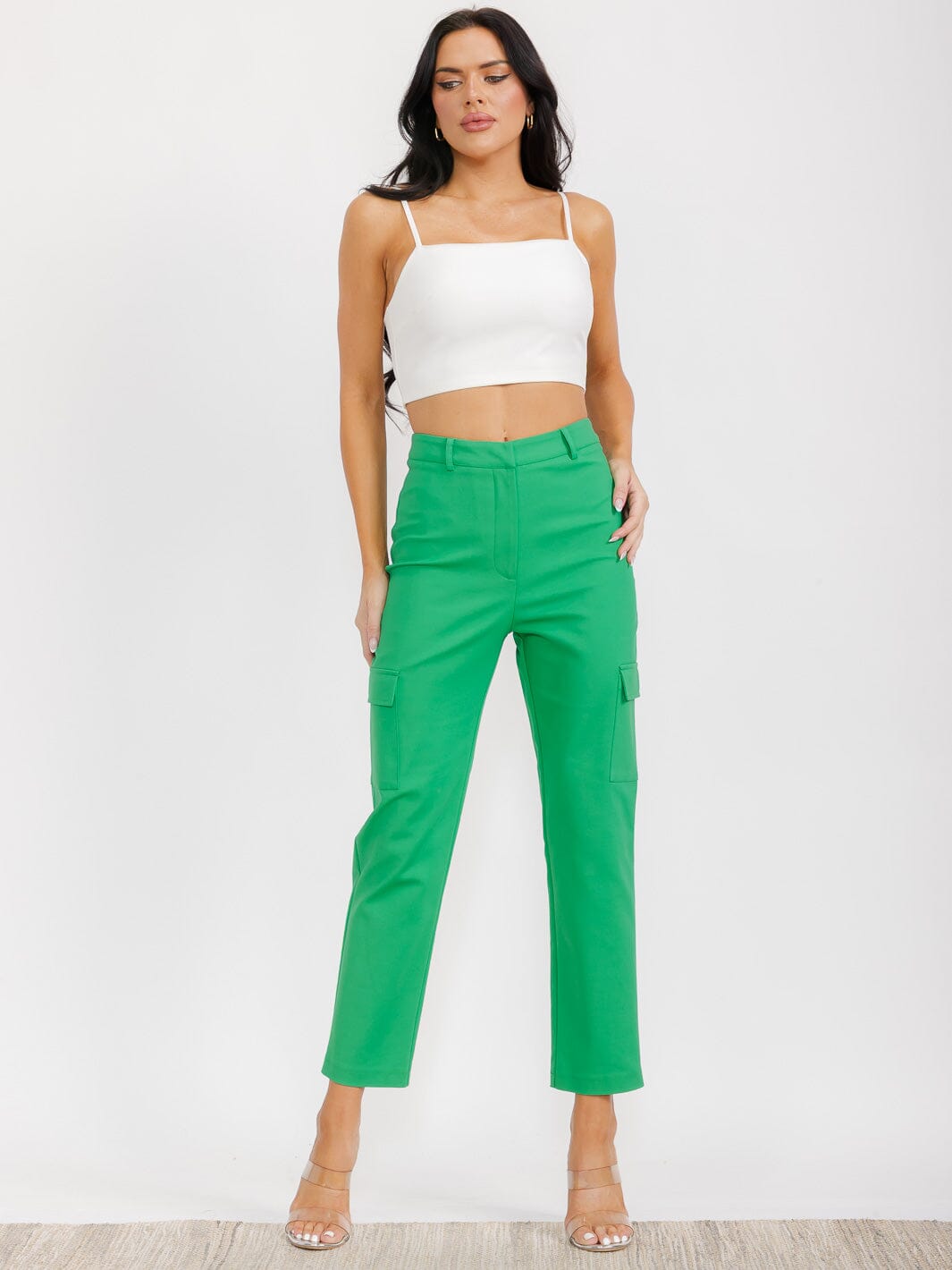 WOMEN'S BUTTON CLOSURE CARGO POCKETS WIDE LEG PANTS