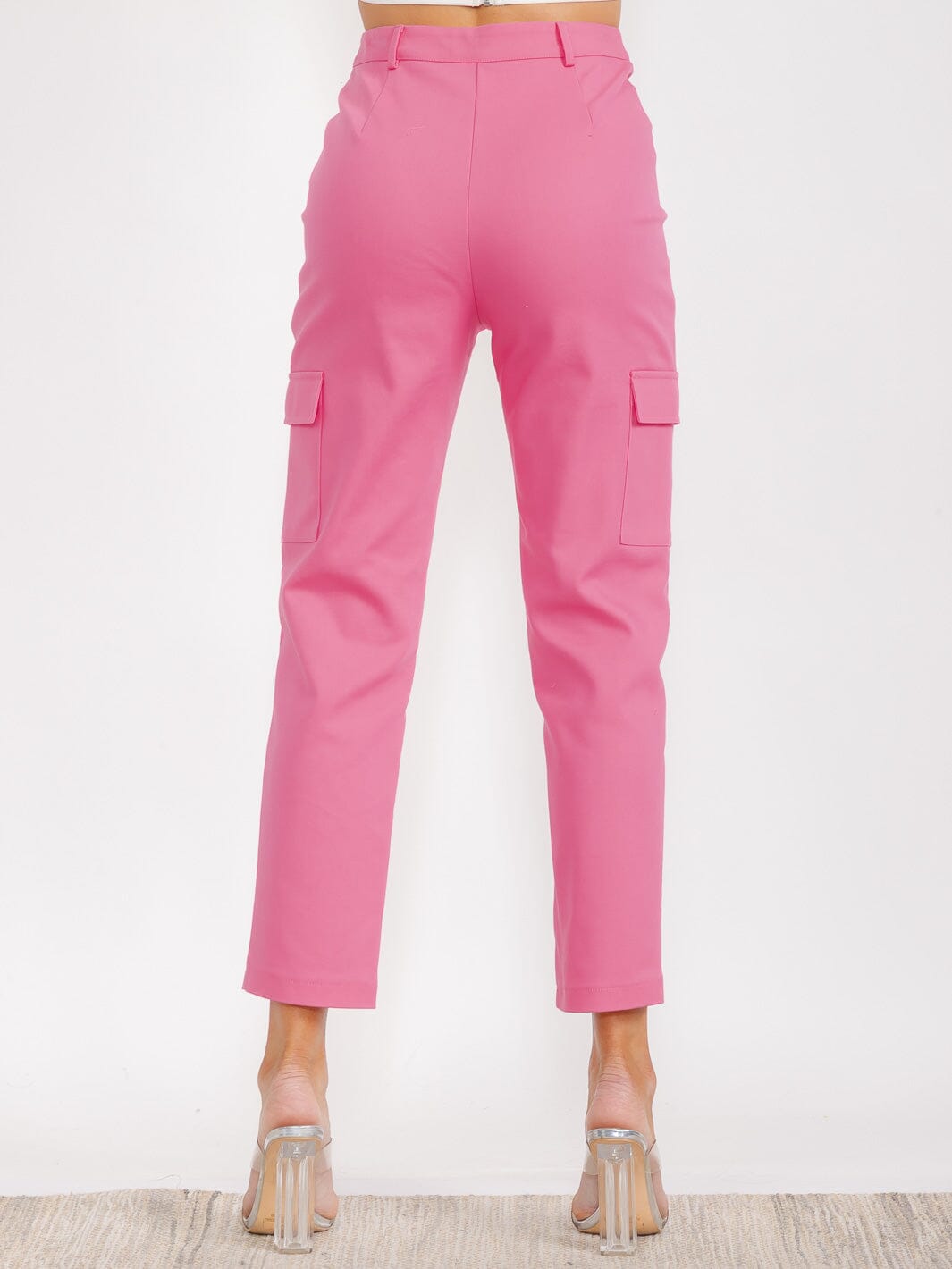 WOMEN'S BUTTON CLOSURE CARGO POCKETS WIDE LEG PANTS