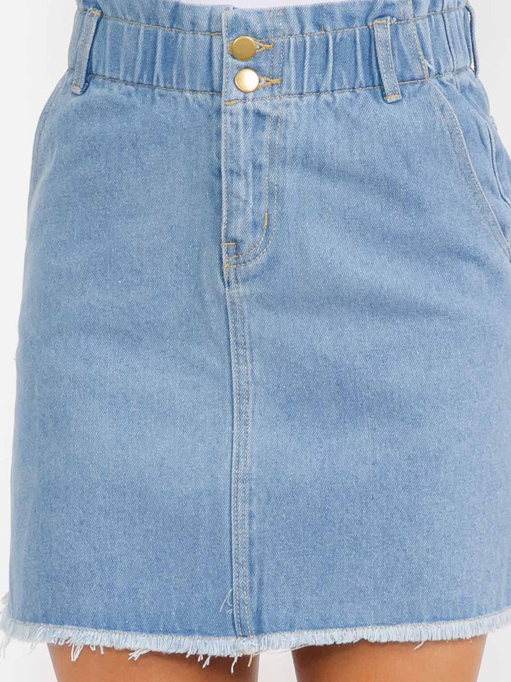 WOMEN'S BUTTON CLOSURE RAW EDGE POCKETS DENIM SKIRT