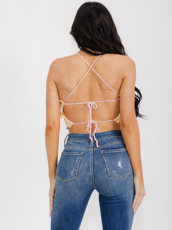 WOMEN'S SLEEVELESS OPEN BACK MULTI COLOR KNITTED FLOWERS CROP TOP