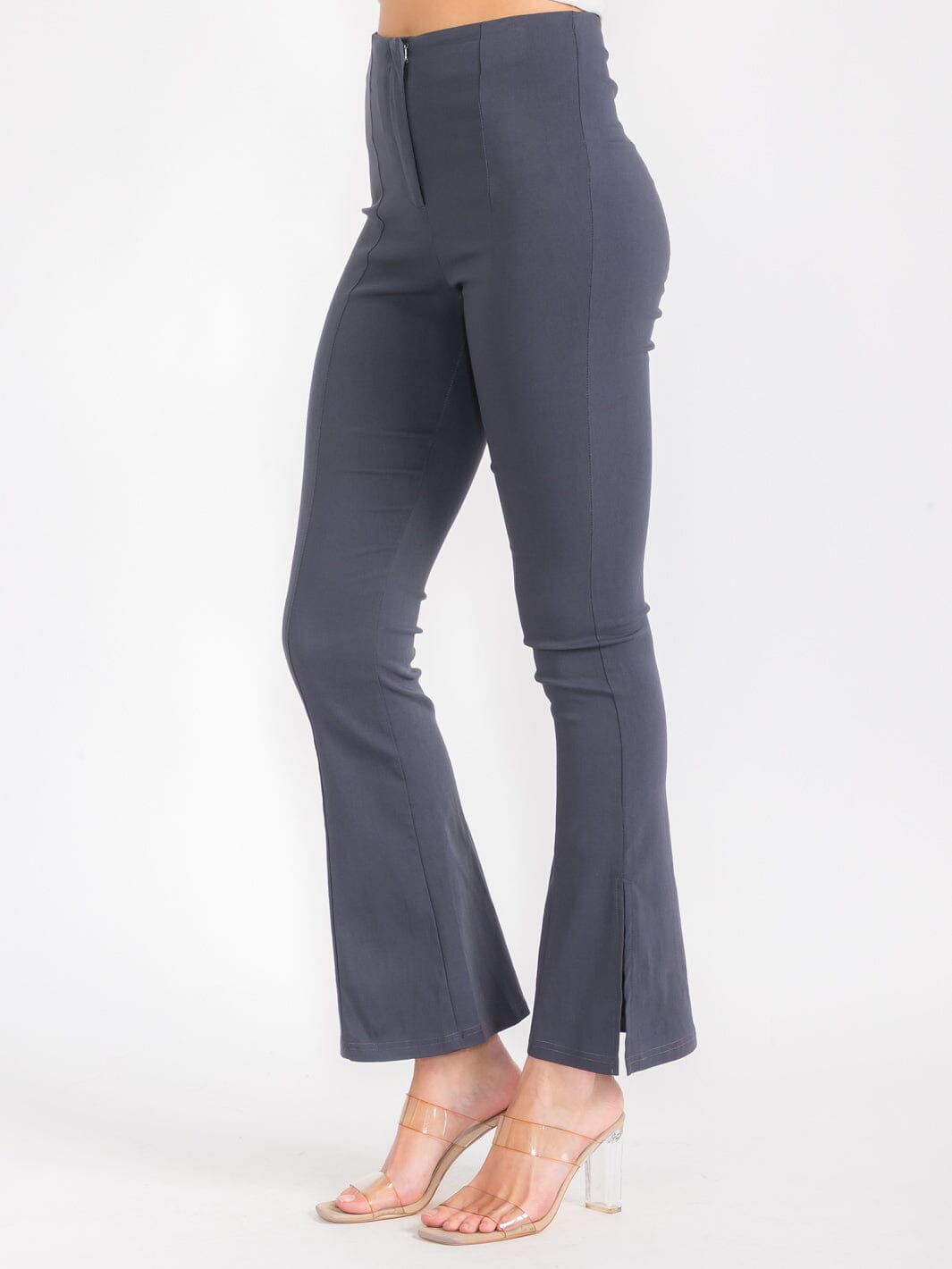 WOMEN'S BUTTON CLOSURE BELL LEG PANTS