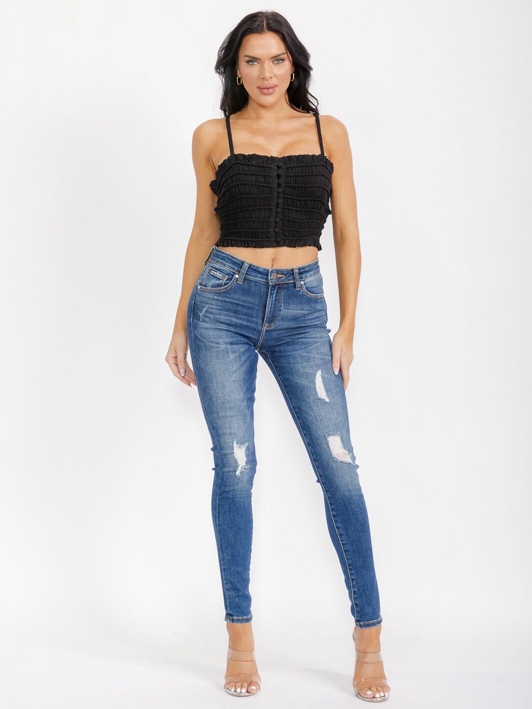 WOMEN'S SLEEVELESS BUTTON CLOSURE RUCHED CROP TOP