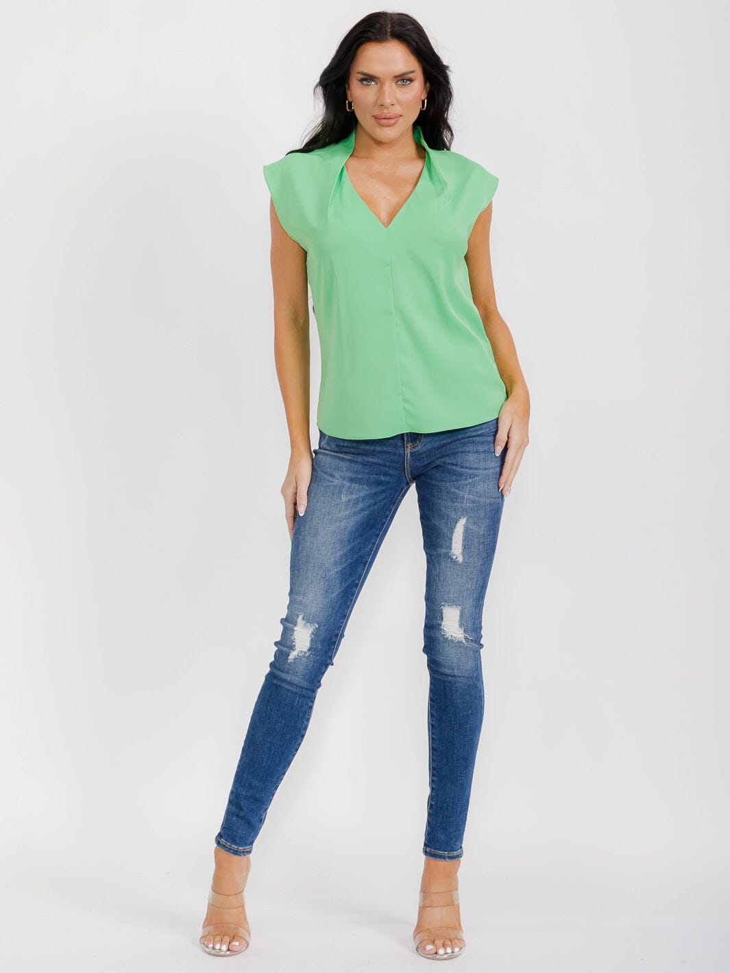 WOMEN'S SHORT SLEEVE V-NECK BLOUSE