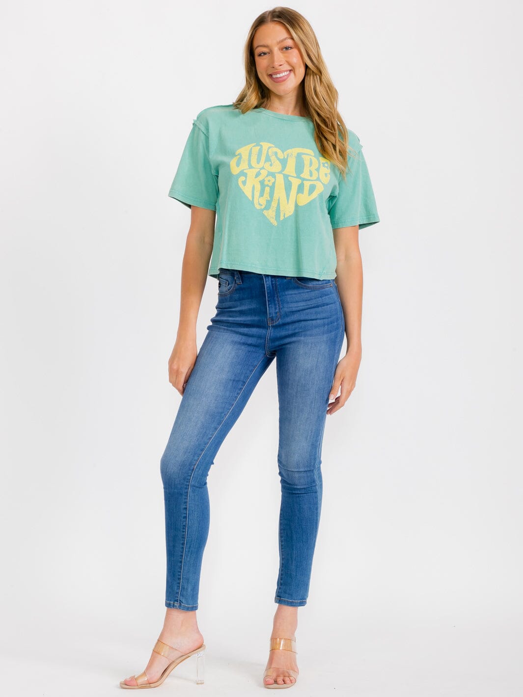 WOMEN'S SHORT SLEEVE GRAPHIC TOP