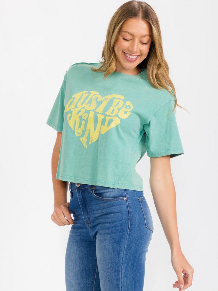 WOMEN'S SHORT SLEEVE GRAPHIC TOP