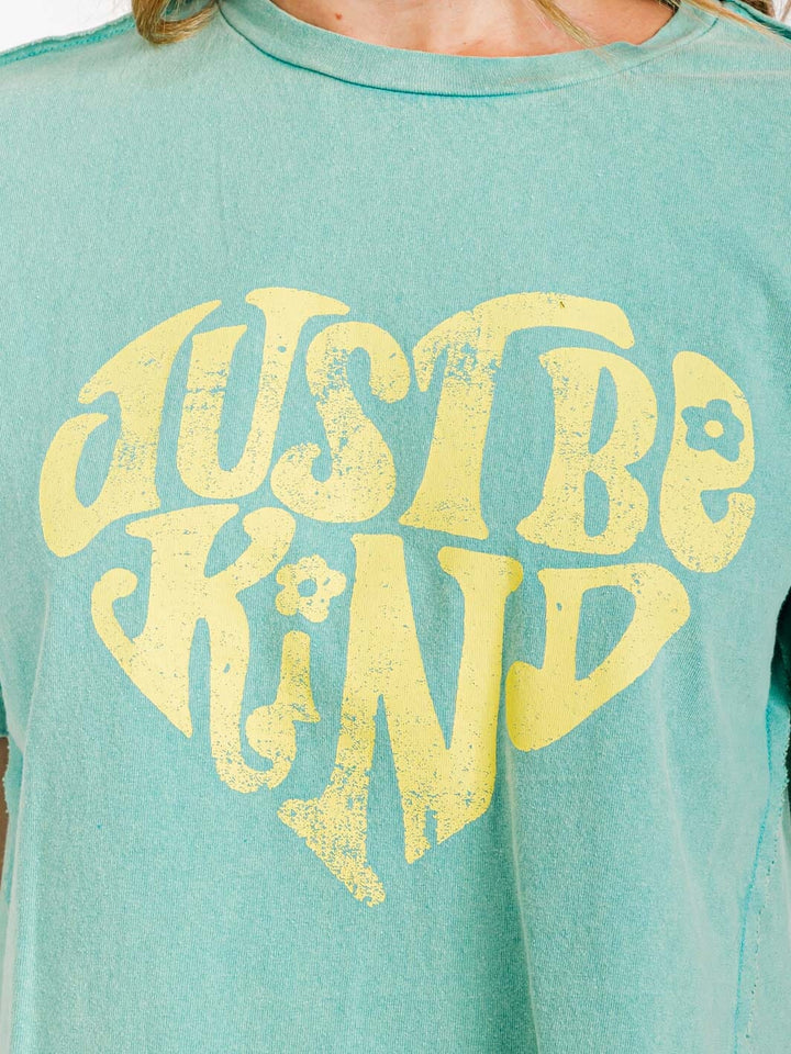 WOMEN'S SHORT SLEEVE GRAPHIC TOP