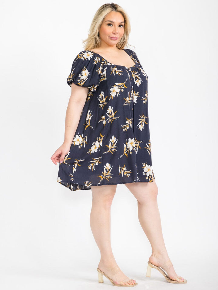 PLUS SIZE SHORT SLEEVE FRONT POCKETS FLORAL MINI DRESS