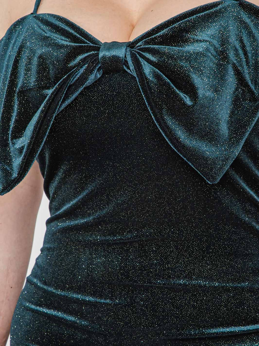 PLUS SIZE SLEEVELESS FRONT BOW SHIMMER VELVET BODYCON MINI DRESS