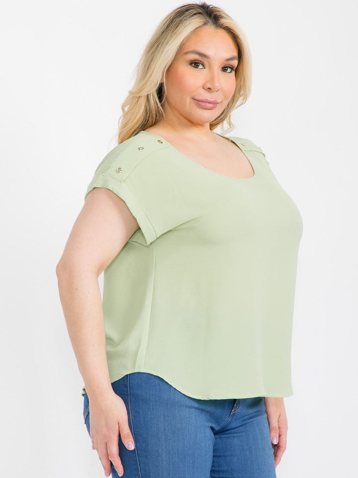 PLUS SIZE SHORT SLEEVE BUTTON DETAILED BLOUSE