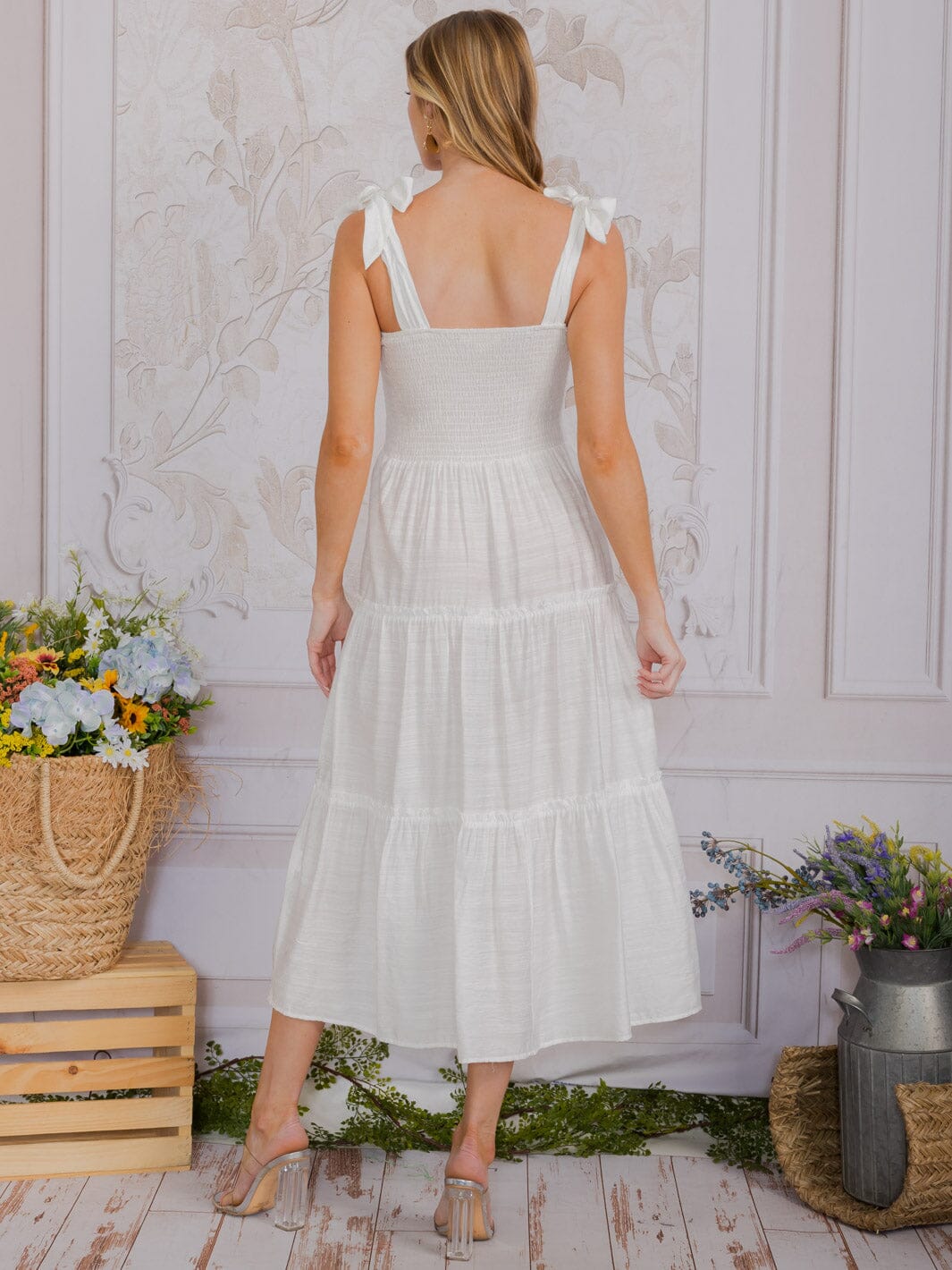 WOMEN'S SLEEVELESS SQUARE NECK SMOCK TIERED MAXI DRESS