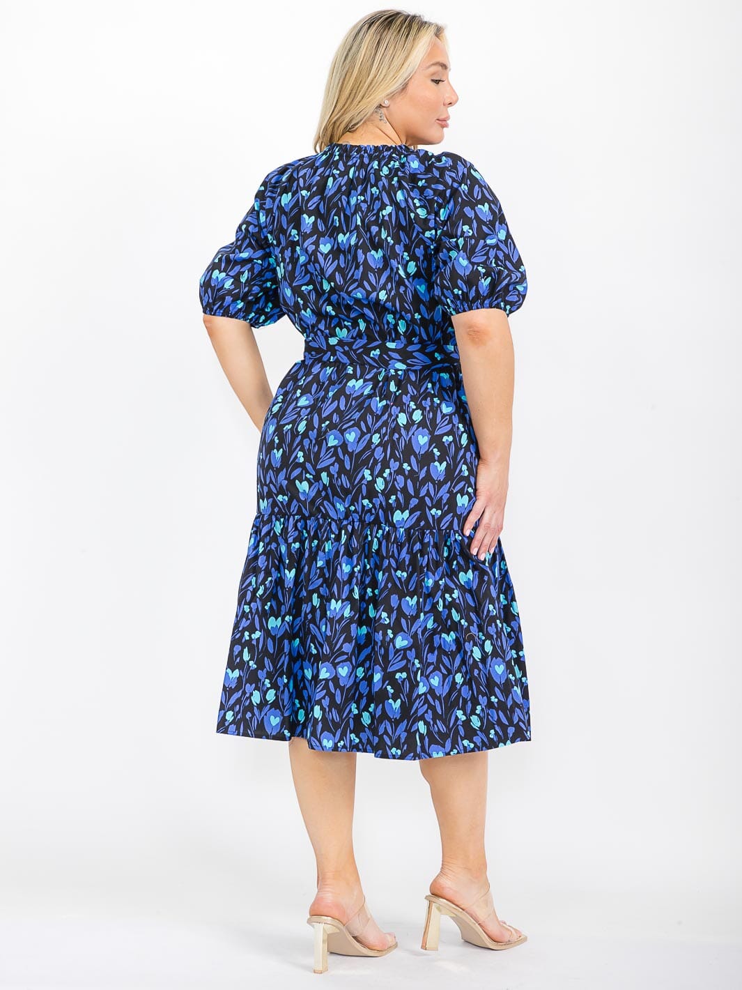 PLUS SIZE SHORT SLEEVE FRONT POCKETS BUTTON CLOSURE TIERED FLORAL MIDI DRESS