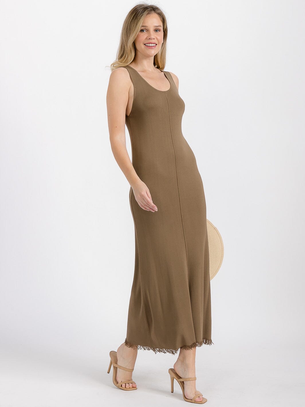 WOMEN'S SLEEVELESS RAW EDGE DETAILED BODYCON MAXI DRESS