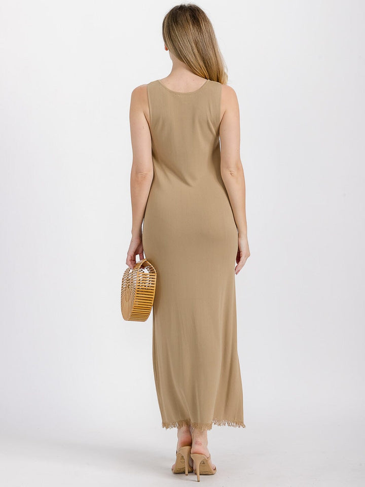 WOMEN'S SLEEVELESS RAW EDGE DETAILED BODYCON MAXI DRESS