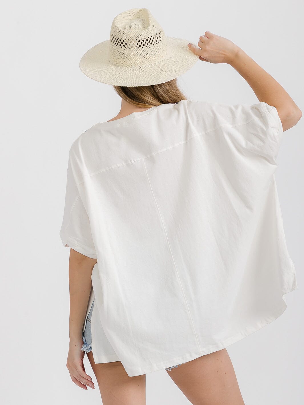 WOMEN'S SHORT SLEEVE HIGH-LOW GRAPHIC PATRIOTIC SHIRT