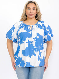 PLUS SIZE SHORT PUFF SLEEVE V-NECK FLORAL BLOUSE