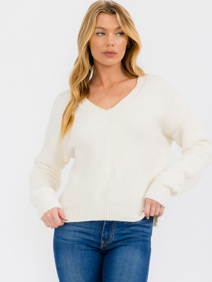WOMEN'S LONG SLEEVE V-NECK PULLOVER SWEATER
