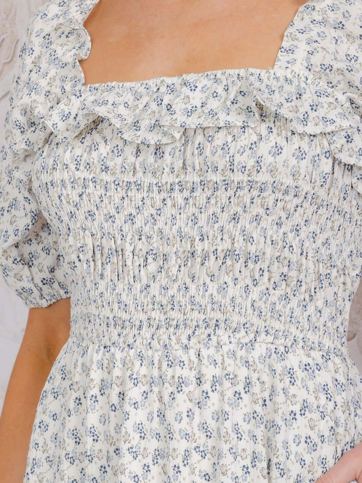 WOMEN'S SHORT SLEEVE SQUARE NECK RUFFLE POCKETS FLORAL SMOCK MIDI DRESS