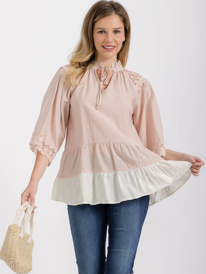 WOMEN'S 3/4 SLEEVE V-NECK RUFFLE DETAILED BLOUSE
