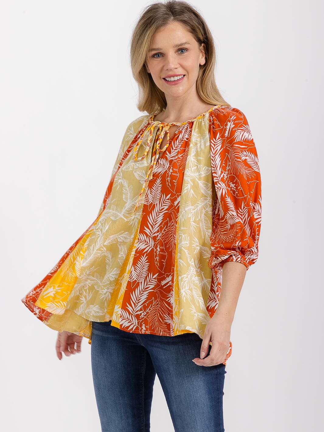 WOMEN'S 3/4 SLEEVE V-NECK LEAF PRINT TUNIC BLOUSE