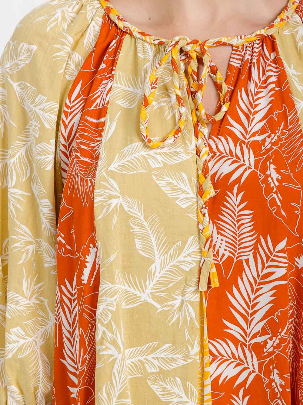 WOMEN'S 3/4 SLEEVE V-NECK LEAF PRINT TUNIC BLOUSE