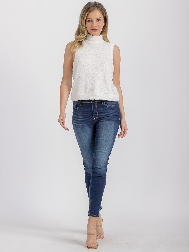 WOMEN'S SLEEVELESS TURTLE NECK SHERPA TANK TOP