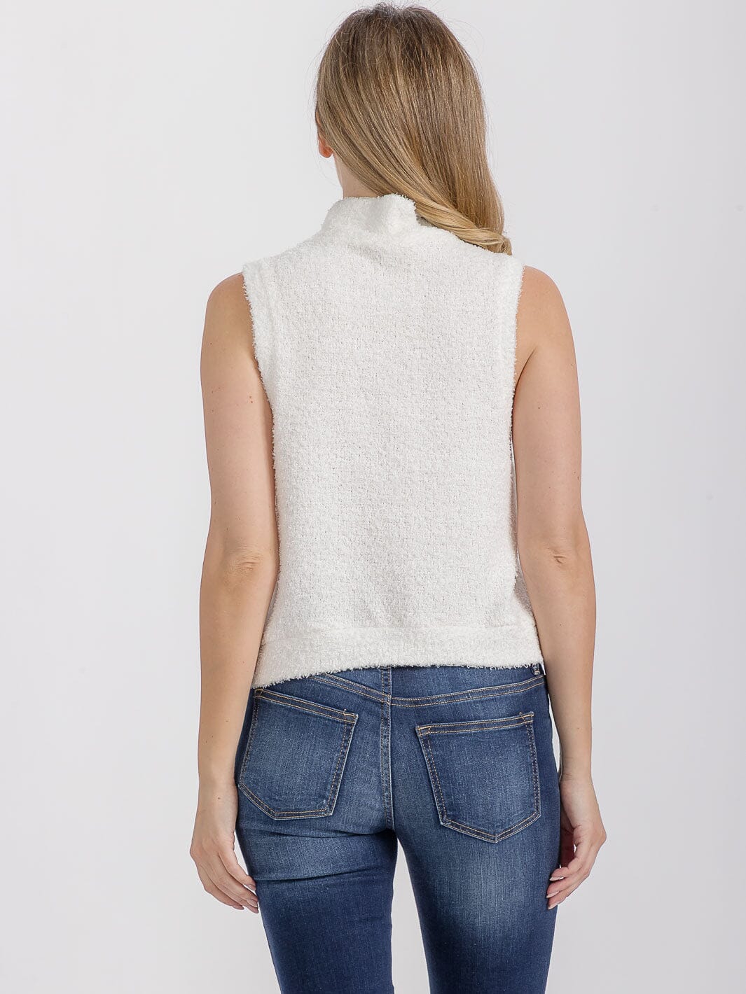 WOMEN'S SLEEVELESS TURTLE NECK SHERPA TANK TOP