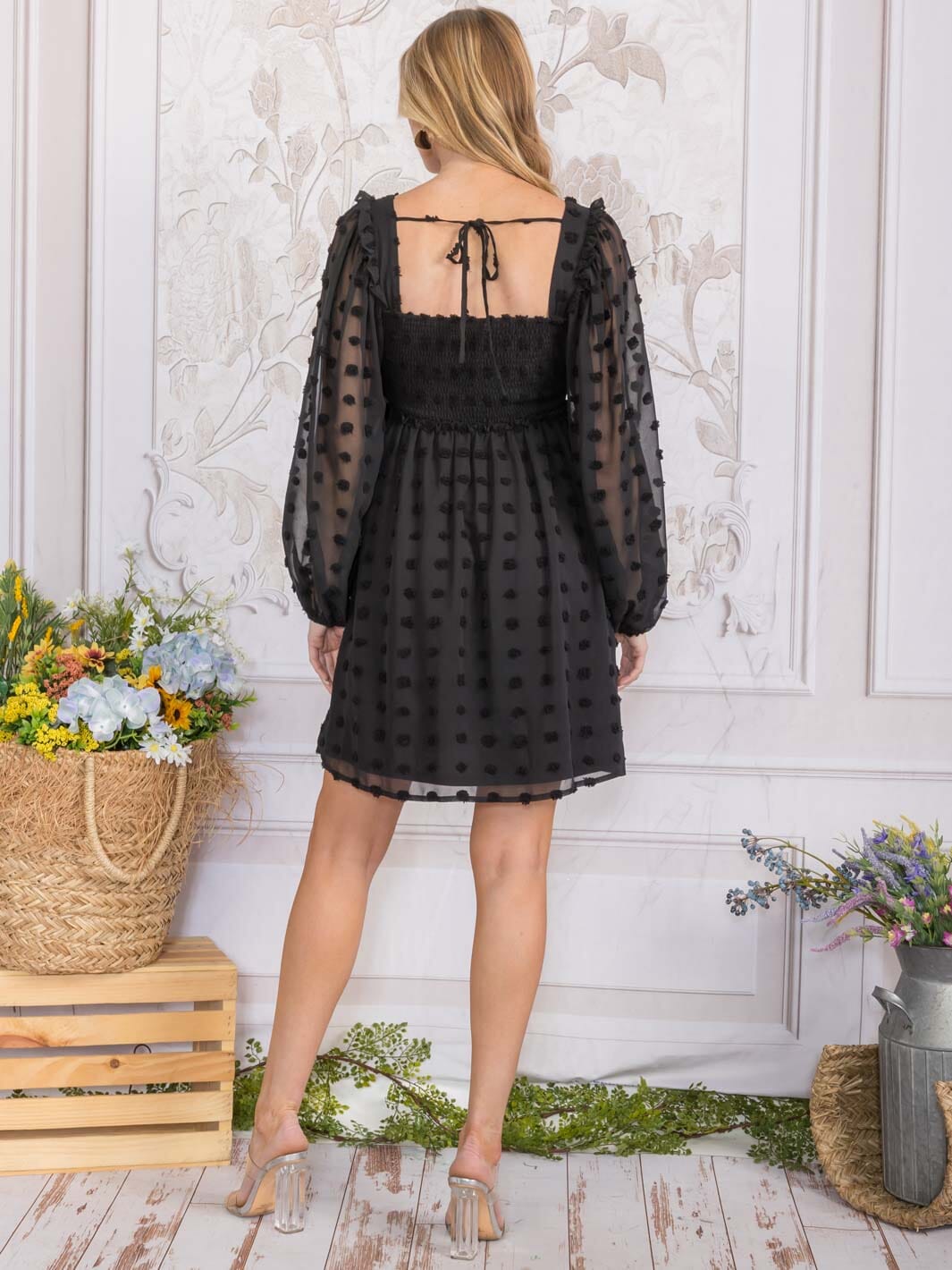 WOMEN'S LONG SLEEVE SQUARE NECK TIERED SWISS DETAILED MINI DRESS