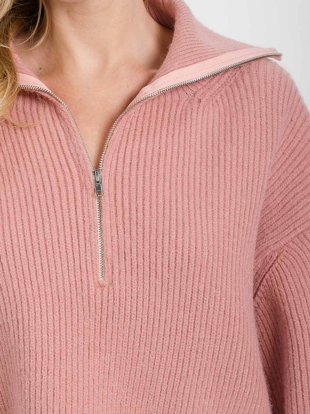 WOMEN'S LONG SLEEVE ZIP UP RIBBED PULLOVER SWEATER