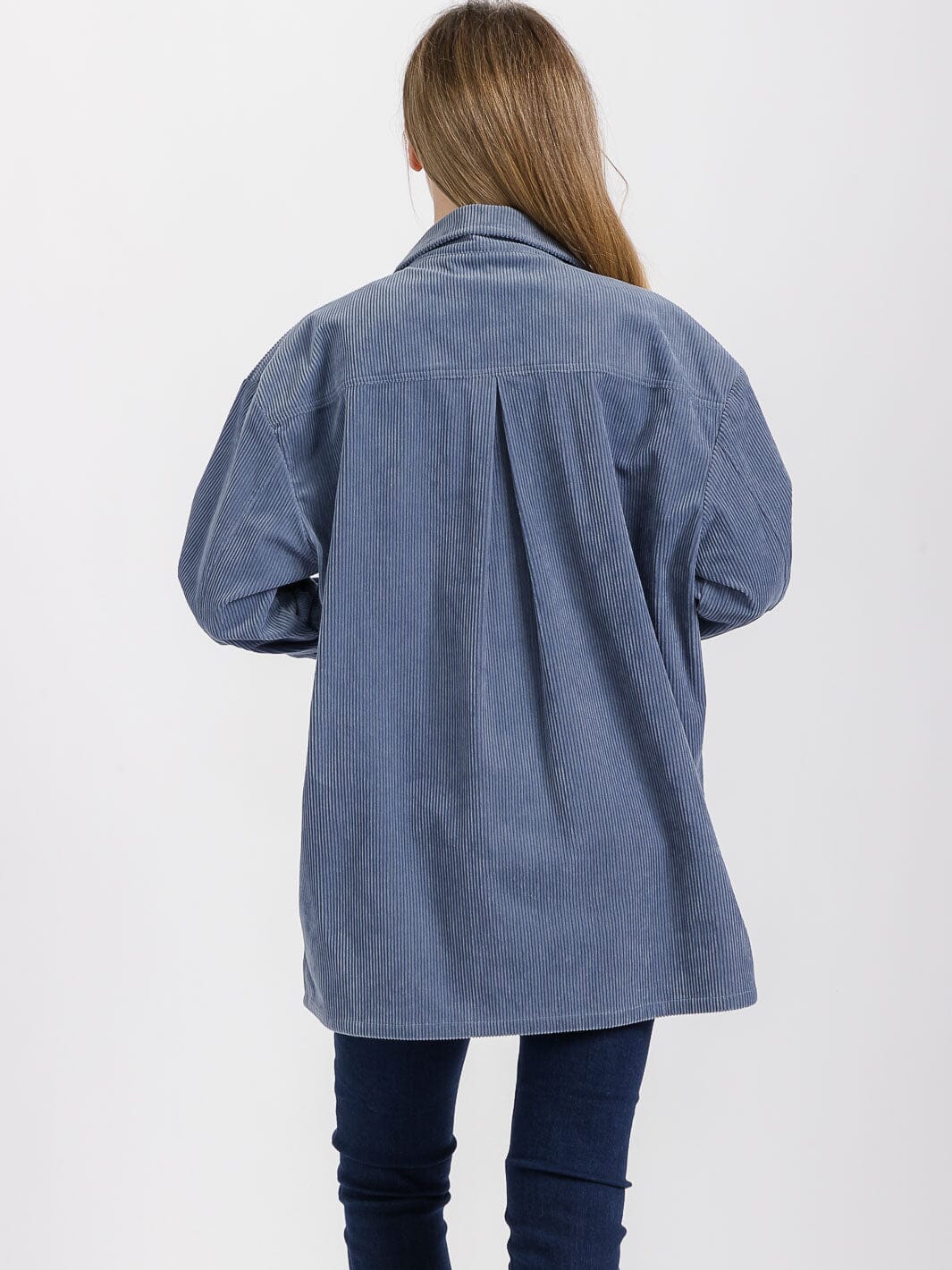 WOMEN'S LONG SLEEVE BUTTON CLOSURE FRONT POCKET HIGH-LOW CORDUROY SHACKET