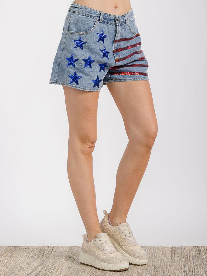 WOMEN'S BUTTON CLOSURE FRONT POCKET GRAPHIC SEQUINS PATRIOTIC DENIM MINI SHORT
