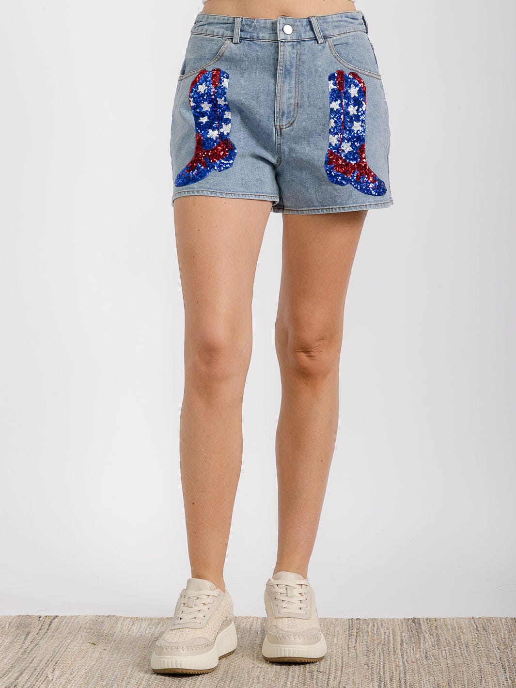 WOMEN'S BUTTON CLOSURE FRONT POCKET GRAPHIC SEQUINS PATRIOTIC DENIM MINI SHORT