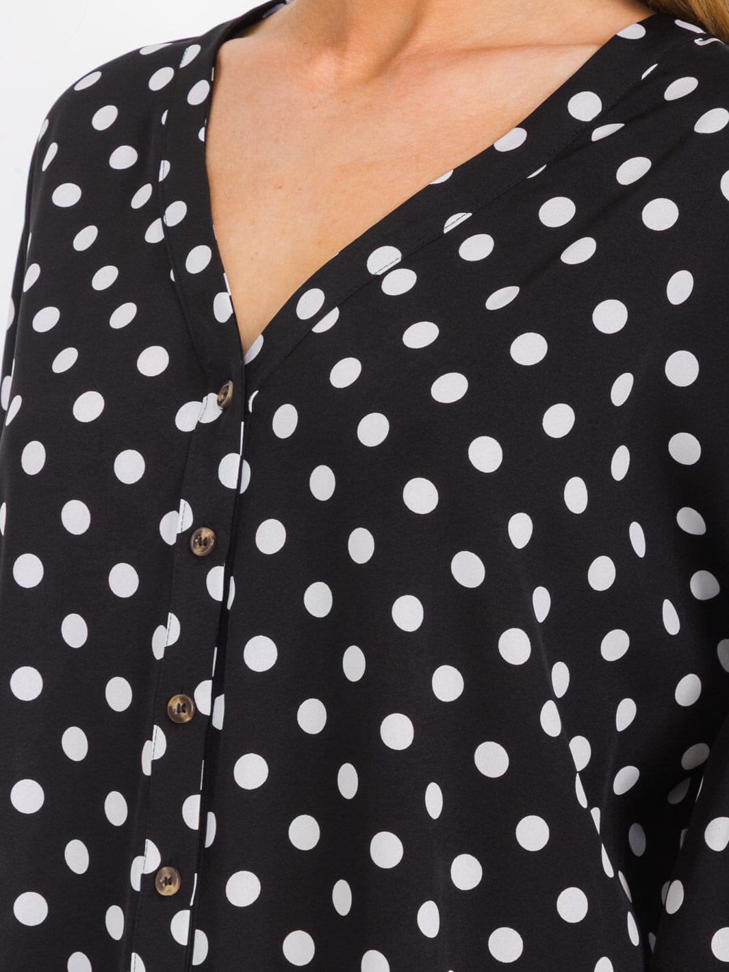 WOMEN'S SHORT RUFFLE SLEEVES BUTTON CLOSURE POLKA DOTS BLOUSE