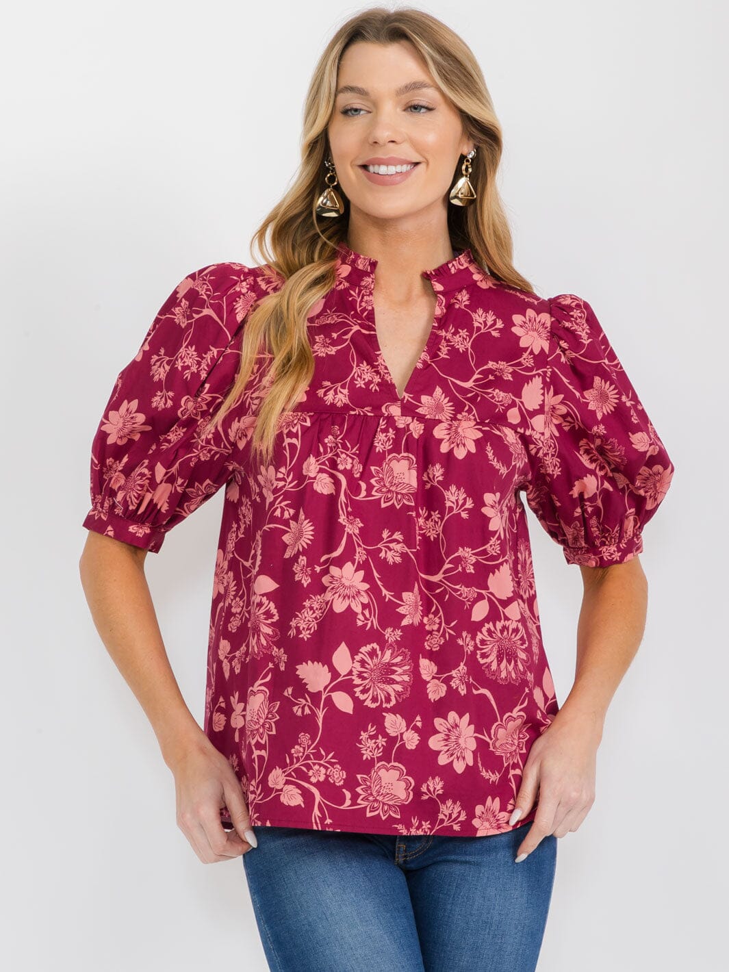 WOMEN'S SHORT PUFF SLEEVE V-NECK FLORAL BLOUSE