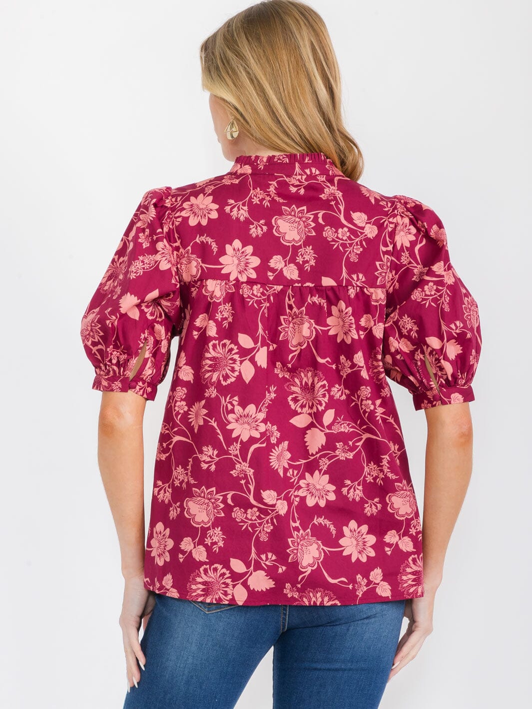 WOMEN'S SHORT PUFF SLEEVE V-NECK FLORAL BLOUSE
