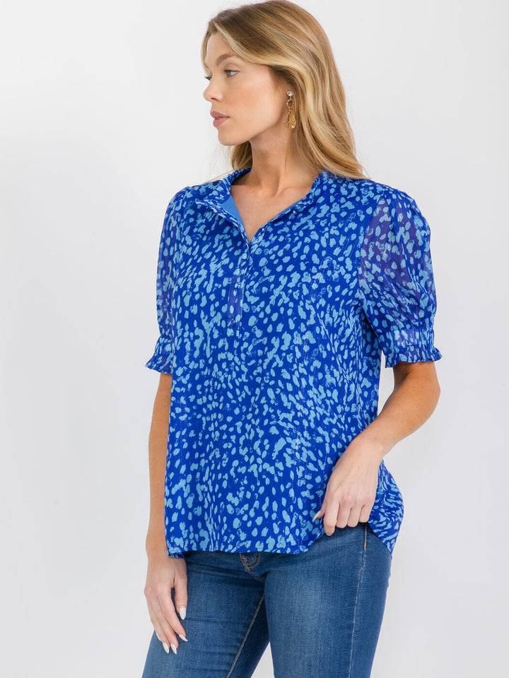 WOMEN'S SHORT PUFF SLEEVE V-NECK BUTTON UP PRINT BLOUSE