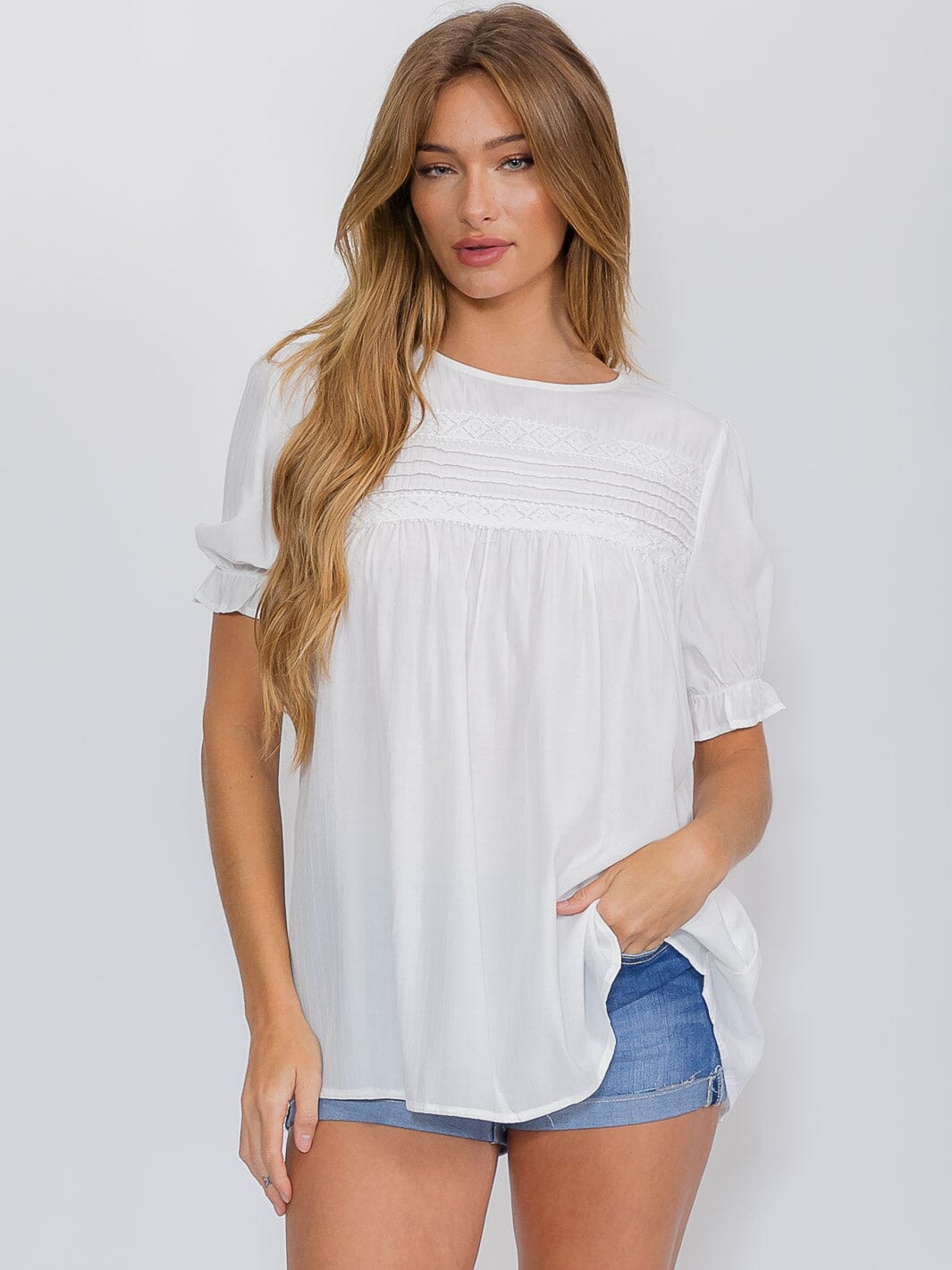 WOMEN'S SHORT SLEEVE CROCHET DETAILED TUNIC BLOUSE